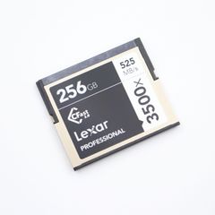 ■新品同様■ Lexar LC256CRBJP3500 Professional 3500x CFast 2.0カード 256GB