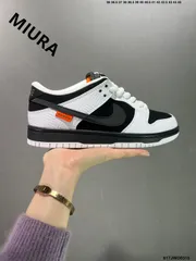 2024年最新】TIGHTBOOTH NIKE SB DUNK LOWの人気アイテム - メルカリ