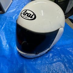 ARAI アライ　フルフェイスヘルメット白　ホワイト　スモークシールド　レーサー用　57.58cm 年式不明中古品　現状にて