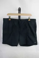 ナイキ NIKE サイドライン ショートパンツ【XL】【古着】【中古】【メンズ】【男性】 ジャージ ジム スポーツラ ンニング マラソン アウトドア キャンプ 水遊び 川 水着 ボードショーツ 短パン ハーフパンツ アメカジ
