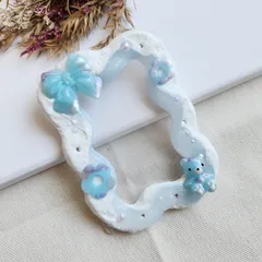 ホイップデコトレカケース　ライトブルー　水色　水彩　ニュアンス　リボン　くま