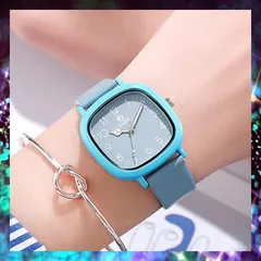 ライトブルー　シンプルでアナログなスクエア型の腕時計　パステルカラーで四角の防水タイプのクォーツ　全国送料無料　新品　未使用品 安い追跡なし(ゆうメール他) 