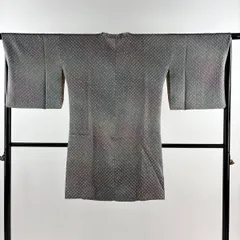 【美品】 道行 身丈98cm 裄丈68cm L 和装コート 角衿 幾何学 絞り ぼかし 灰色 正絹 秀品 【中古】