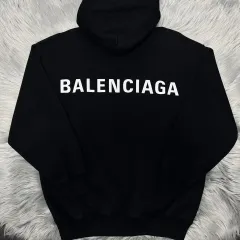 XS オーバーサイズ BALENCIAGA(バレンシアガ) 後ろロゴ フード付きTシャツのサムネイル