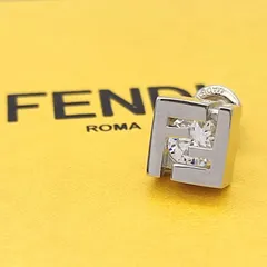 2024年最新】fendi ピアスの人気アイテム - メルカリ