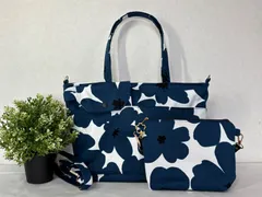 【裁縫ストア・ボヌール】大人かわいい　北欧風　大花柄　ツイルアネモネガーデン柄　ネイビー　大きめトートバック　大きめポーチ　ミニポーチ　ショルダーバッグ　ハンドメイド　ショルダーストラップ付き　ポケットいっぱい　ゴージャス  / №500-461