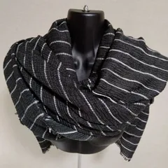 新品未使用✨️インパクト抜群のストライプ大判ロングストールです✨