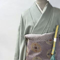 【Sランク未使用品】正絹 色無地 一つ紋 箔散らし模様織り出し 広衿 仕付け付き 上品淡青磁色のサムネイル