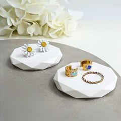 Item thumbnail for item cf27e2d2-cd52-4614-a327-36e392ca74f3