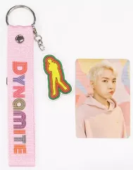 【中古】雑貨 ジェイホープ(BTS/防弾少年団) ストラップキーリング+フォトカードセット 2021年 「FILA×BTS Let’s Be Dynamite」 グッズ購入特典