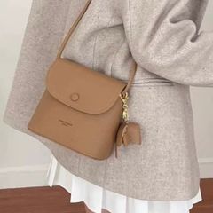 【新品】レトロガーリー♡ミニショルダーバッグ レディース きれいめ おしゃれ おすすめ 可愛い 小さめ ベージュ カーキ ホワイト ブラック 　G0464
