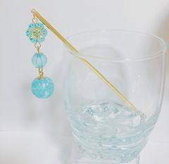 お花とクラックビーズ のかんざし　水色系
