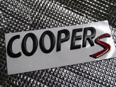 ● MINI COOPER S TYPE MAD BLACK仕様 トランク専用 メタル製 セパレートタイプ エンブレム！