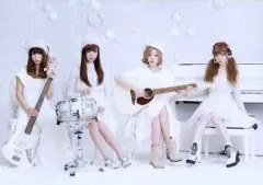 【中古】生写真(女性) Silent Siren/集合(4人)/横型・座り・楽器/CD｢I×U｣特典