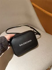 2024年最新】バレンシアガ BALENCIAGA エブリデイカメラバッグ XS 