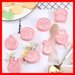 A/ 8個入り アンパンマン クッキー 粘土 型抜き バレンタイン ホワイトデー クリスマス 誕生日 冬休み