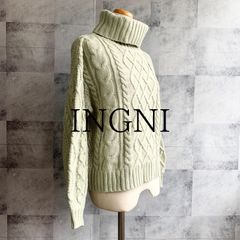 【美品☆匿名】INGNI　イング　ニット　セーター　トップス　タートルネック　ハイネック　ケーブル編み　グリーン　緑　くすみカラー