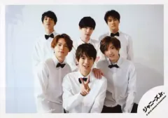 【中古】生写真(ジャニーズ) SixTONES/集合(6人)/横型・膝上・衣装白・黒・高地右手ピース・京本右手肩・背景白/「ジャニーズJr.8・8祭り～東京ドームから始まる～」グッズオフショット/公式生写真