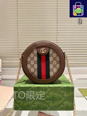 【今日特価】Gucci グッチ 小円餅バッグ 牛皮製で時尚かつ可愛らしいのが特徴です-WTO輸入2