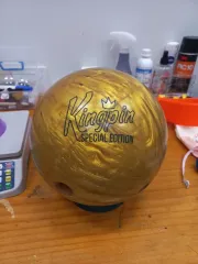 2025年最新】ボウリングボール キングピンの人気アイテム - メルカリ