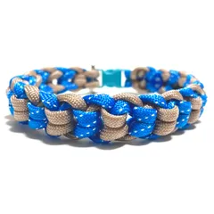 ペット用品　🐕‍🦺 犬の首輪　🐈 猫の首輪　チョーカー　パラコード4㎜ ／ 2色編み　内寸26㎝　ハンドメイド　ラメブルー✖️ピンクベージュ　Dカン1個タイプ　💟 ハートチェーン編み 💟　💙ラメブルーカラー