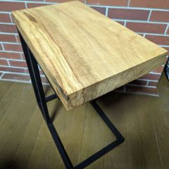 【一枚板】クスノキ　サイドテーブル　天然木