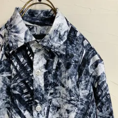美品 FUGA フーガ 総柄 デザインシャツ 花柄 ブルー系 44サイズのサムネイル