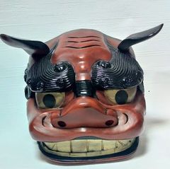 時代物 木彫獅子頭 朱漆金彩 幅49cm 獅子舞 神楽面 魔除 縁起物 骨董品 時代物 木彫獅子頭 朱塗金彩 大型45.5㎝ 獅子舞 神楽面 魔除 縁起物