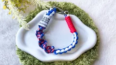 パラコード✶スマホストラップ✶ショート手首用✶ハンドストラップ✶ストラップホルダー付✶レッド☓ブルー☓ホワイト☓トリコロール