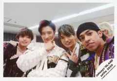 【中古】生写真(ジャニーズ) ジャニーズJr./吉澤閑也・岩本照・高地優吾・草間リチャード敬太/横型・上半身・衣装白・紫・黒・吉澤両手グー・岩本右手顎/Johnnys’ ISLAND セルフィー 2020/公式生写真
