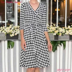 ワンピース 膝丈 7分袖 Vネック カシュクール ラップ フレア モノトーン 千鳥格子 シンプル シック 上品 S.M.L 白黒 USA ロサンゼルスアパレル JN231016LA007