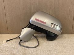トヨタ ヴォクシー ZRR70　左ドアミラー 8203