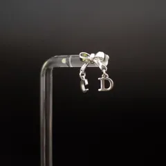 Christian Dior クリスチャンディオール ピアス CDロゴ リボン シルバーカラー 片耳