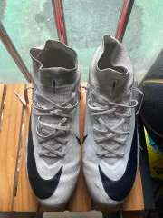 2025年最新】マーキュリアルスーパーフライ4の人気アイテム