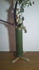 天然竹製一輪挿し花器、壁掛け直置き兼用