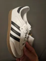 新品 adidas(アディダス) サンバ OG キッズスニーカー 2 茄子 150 160 サイズ 出品