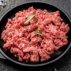 牛ミンチ　300ｇグラスフェッド挽肉　牧草牛ひき肉　小分け　牛肉ミンチ　リブロース　高品質な部位のみ使用