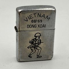 ジッポー ZIPPO ベトナムジッポー 1971年 ライフル銃を持つ兵士 使えます ヴェトナムジッポー