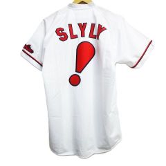 美品 カープ CARP スラィリー ユニフォーム Sサイズ 広島東洋カープ ！ スライリー  SLYLY ミズノMIZUNO S ハイクオリティ ホーム E25Z