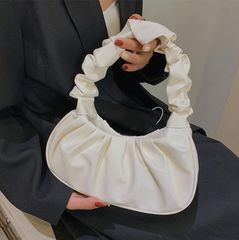 ハンドバッグ レディース 白 ホワイト 小さめ 卒業式 卒園式 入学式 入園式 フォーマル・カジュアルどちらでも使える！軽量 シンプル 可愛い 母 ママ フリル オケージョン 結婚式 お呼ばれ 高見え マチあり 無地 柔らかい 韓国 人気 横長 量産型 お洒落