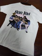 BON JOVI / ボン・ジョヴィ 正規品ロックTシャツ（新品） M～Lサイズ