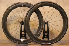 最新モデル GIANT SLR0 カーボンホイールセット 40mm disc 最新モデル GIANT SLR0 カーボンホイールセット 40mm disc