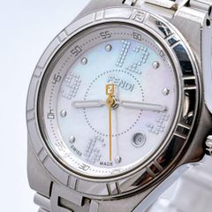 220【希少】フェンディ 550 スクエア ズッカ柄 腕時計 - メルカリ