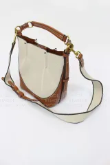 ZARA｜マルチストラップバケットバッグ（フラットミニポーチ付き）