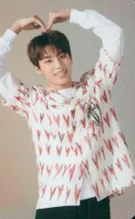 TREASURE 初回限定盤 JEONGWOO 2)THE FIRST STEP:CHAPTER TWO