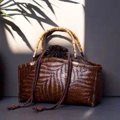 母の日 手仕事の美 ― 竹根手提げ・蓮花紋茶籠バッグ ハンドバッグ 手作り竹編み かごバッグ ハンドメイド 竹編みバッグ 籠 竹籠 プレゼント 和風バッグ 竹編み巾着バッグ インテリア ギフト  SGYP119