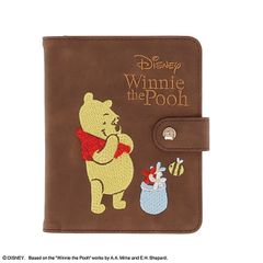 Disney 디즈니 곰의 푸씨 플라워 비 여권 케이스 캐릭터 상품 세련된 여권 커버 여권 케이스 귀여운 해외 여행 여행 상품 귀여운 여행 수납 편리 여행 상품 여행 용품