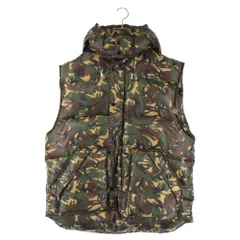 CELINE (セリーヌ) 21AW Loose Jacket In Printed Nylon バックロゴプリント カモ ダウンベスト カーキ 2W425061Oのサムネイル