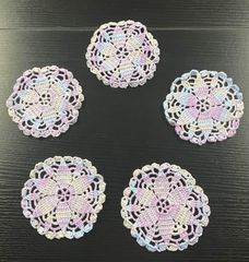 お花モチーフのコースター　 5枚セット(ブルー＆パープル系）