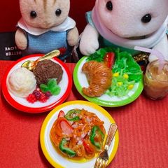 564 ナポリタンランチセット⭐️ミニチュアフード　ドールハウス　リカちゃん　シルバニア　樹脂粘土　ねんどろいど　ブライス　オビツ　ミニチュア　フェイクフード　フィギュア